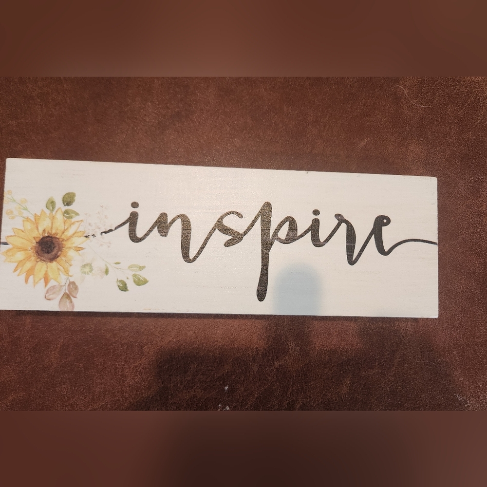 Inspire Wall Decor with Sunflower Design